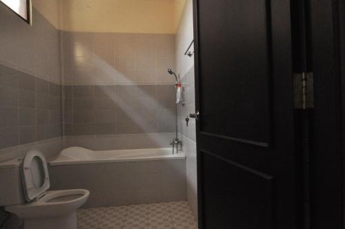 Ayuri Guesthouse 