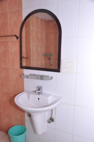 Hotel Samrat Kaushambi 