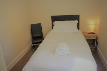 Garmouth Hotel Guestroom