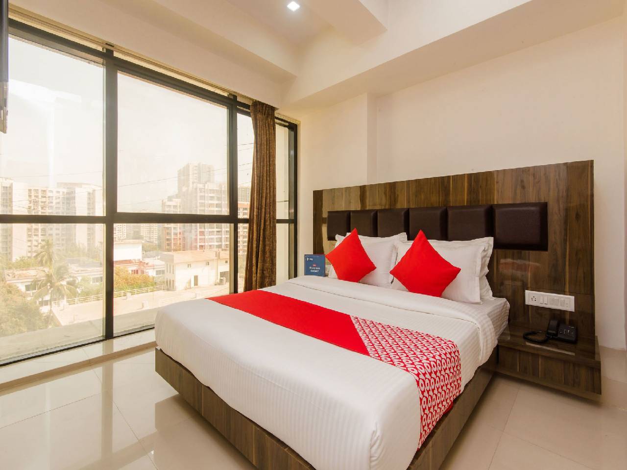 Oyo 12043 Hotel Crystal Crown 