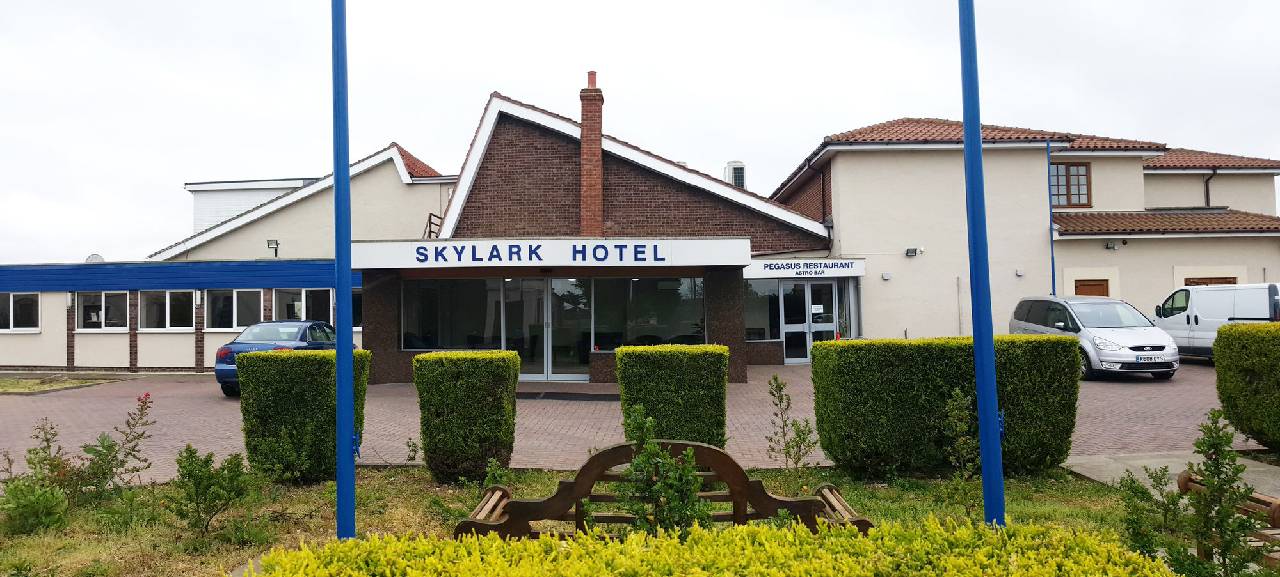 Skylark Hotel 