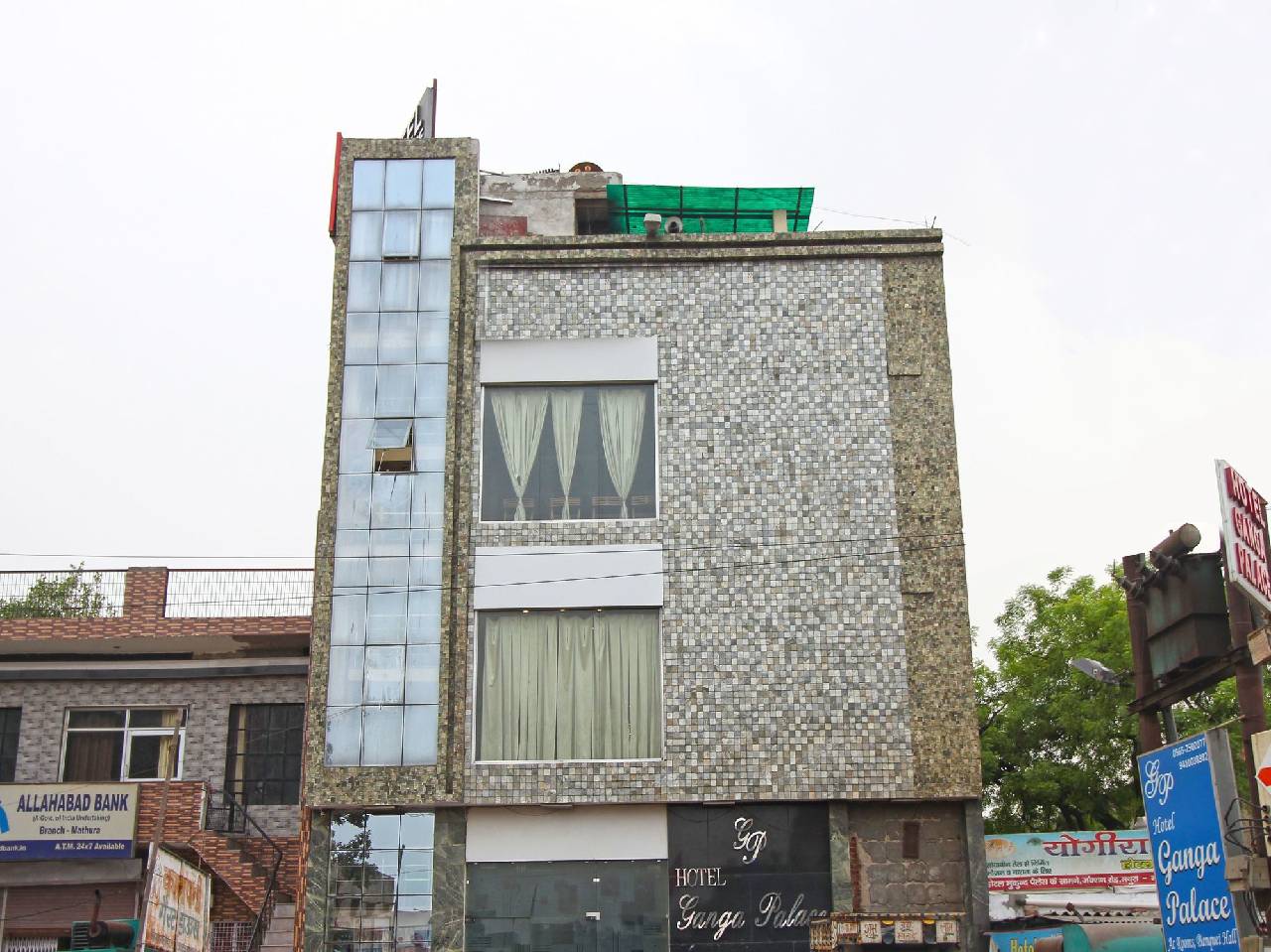 Oyo 2839 Hotel Ganga Palace 