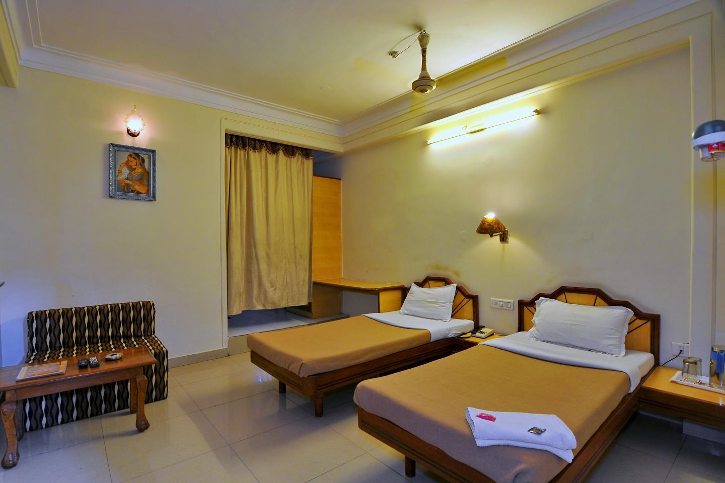 Hotel Shikhar Palace 