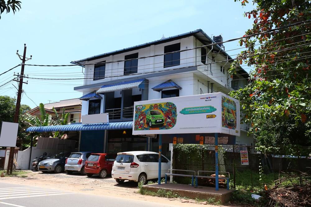 Oyo 9417 Seaside Residency Hotel Front