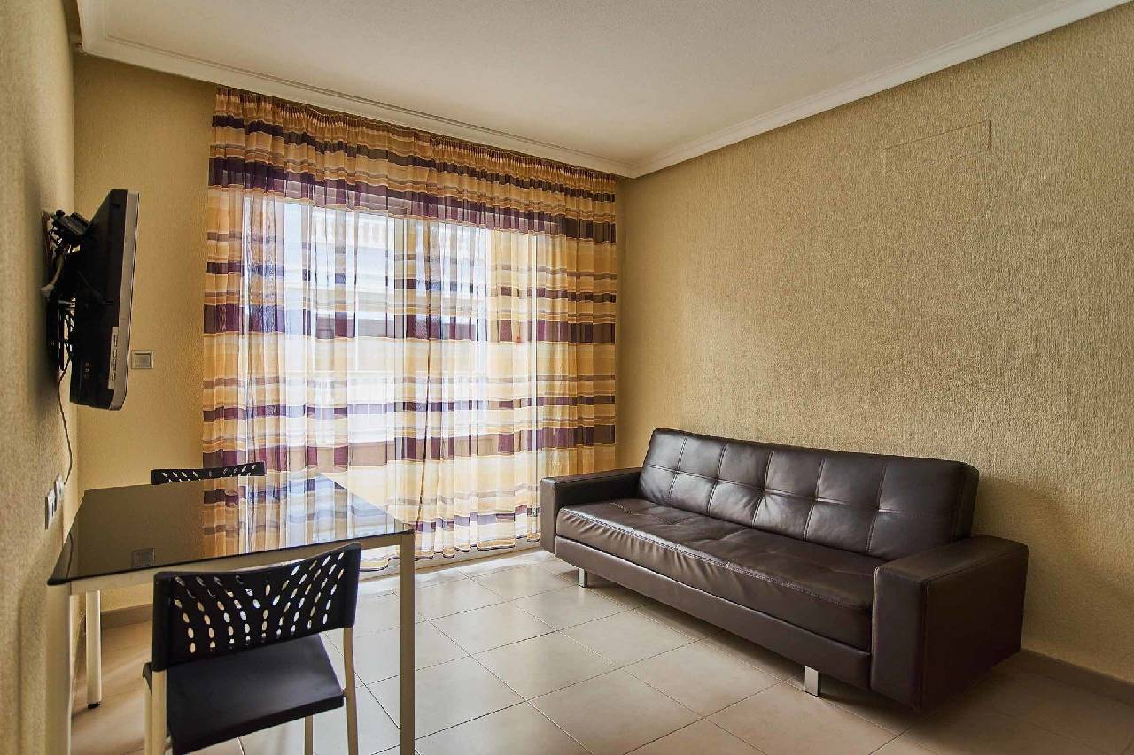 Espanhouse Ramon Gallud 218 