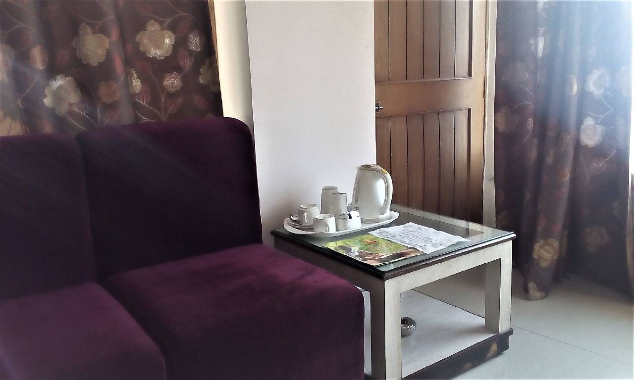 Hotel Ganesha Inn 