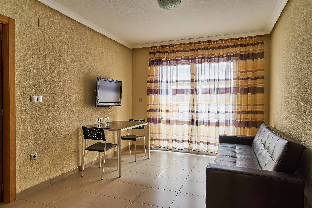 Espanhouse Ramon Gallud 218 