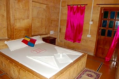 Hotel Pol Haveli 