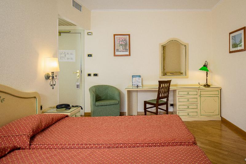 Grande Albergo Room