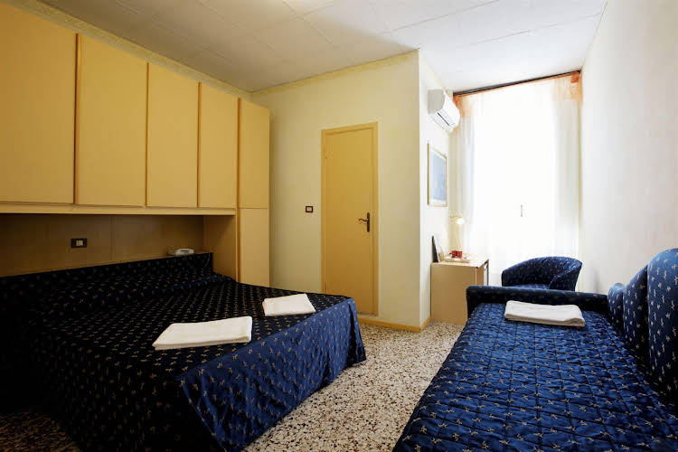 Lyric Hotel Levanto 