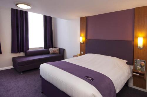 Premier Inn Manchester Airport Runger Lane South 