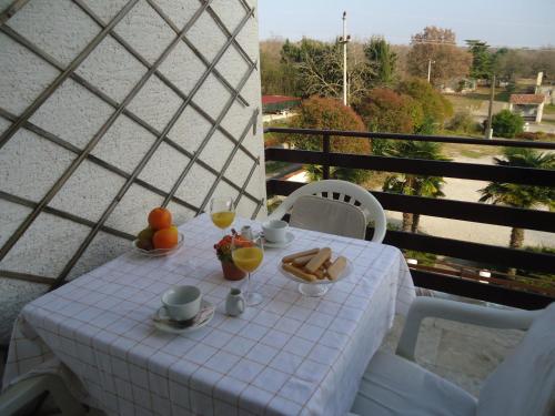 Apartments Lav 