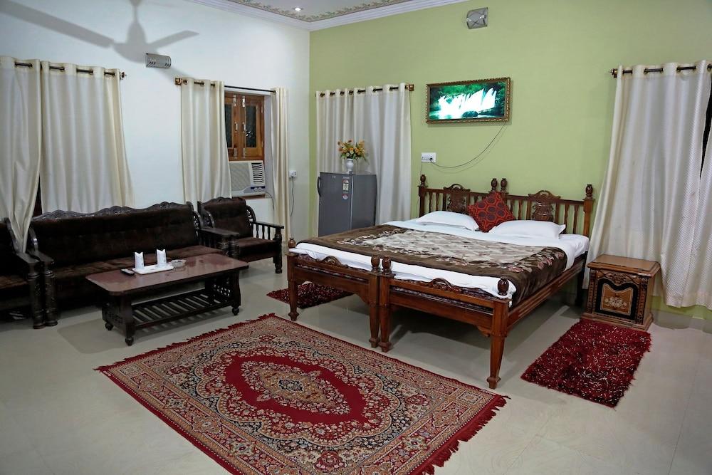 Hotel Pushkar Heritage 