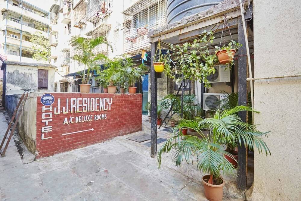 Jj Residency (جج رسیدنكی) Exterior