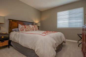 Luxurious 6br 7min To Las Vegas Strip Guestroom