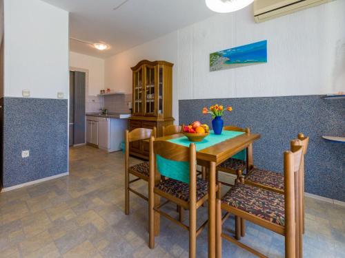 Apartment Elvira 