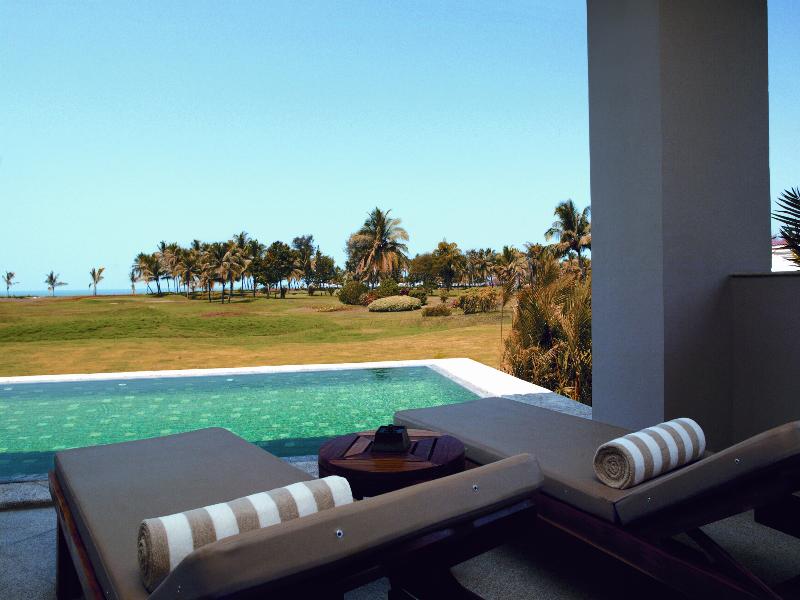 The Leela Goa ( لیلا گوا) Pool