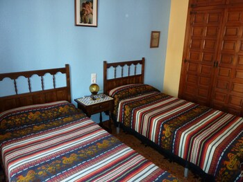 Apartamentos Ranas Guestroom