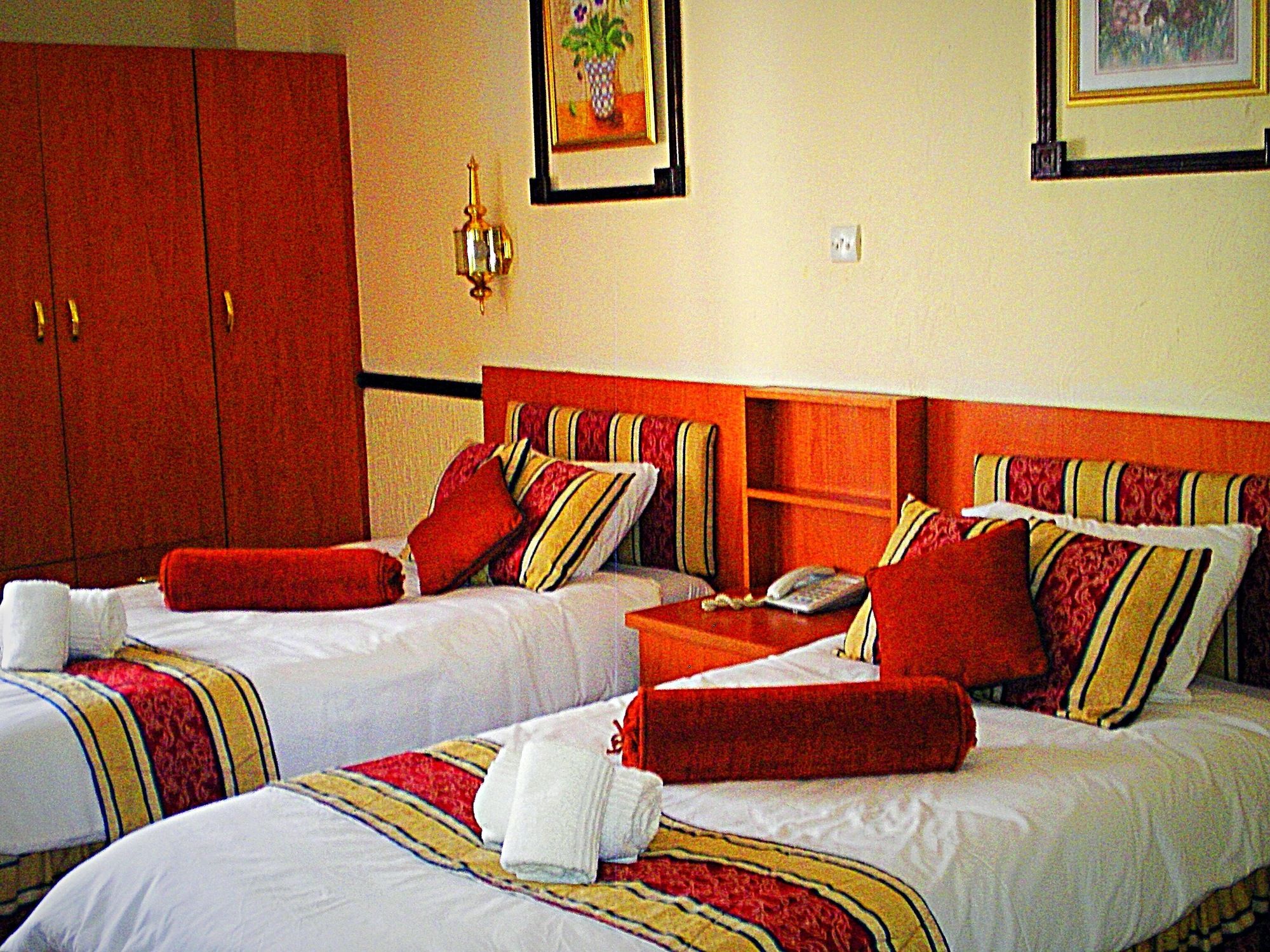 New Fairmount Hotel And Casino 