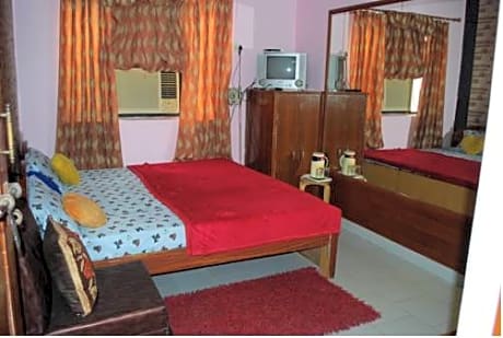 Hotel Rashmi 