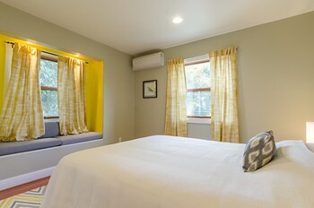 6 Luxurious 6br Seattle Home Guestroom