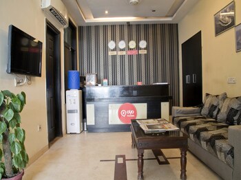 Oyo 309 Hotel Hks Residency Lobby Sitting Area