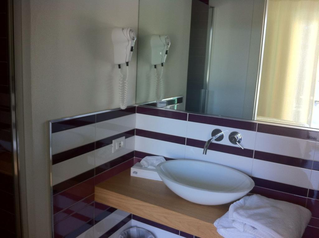 I Tibei Guesthouse 