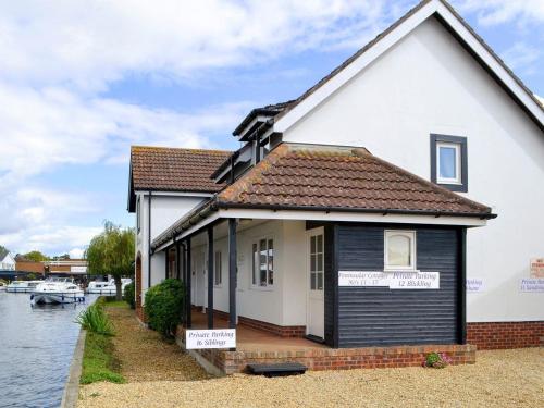 Pottergate Cottage 
