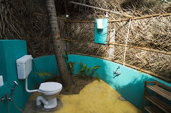 Vaayu Watermans Village Bathroom