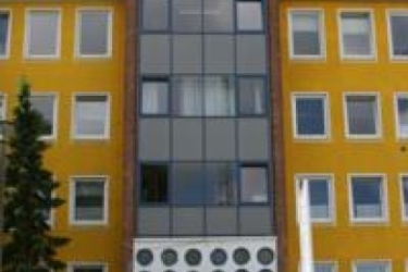 Hotel Garni Am Überseehafen Rostock (هتل گارنی آم Üبرسیهافن روستوک) 