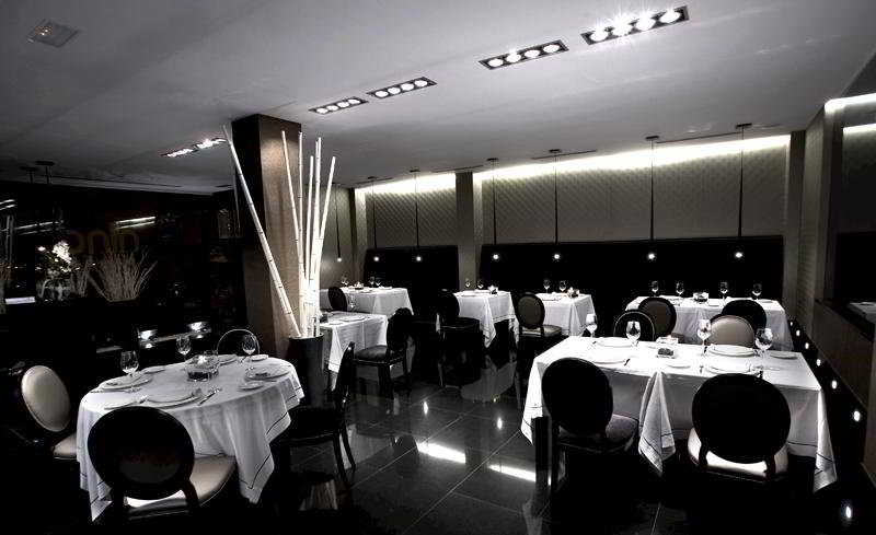 Room Hotel Restaurant