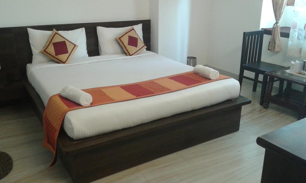 Hotel Yellow Stone 