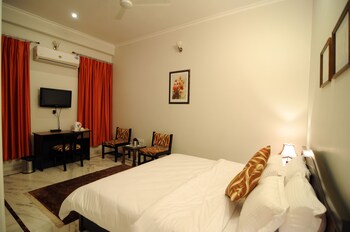 Hotel Gitanjali By Expand Guestroom