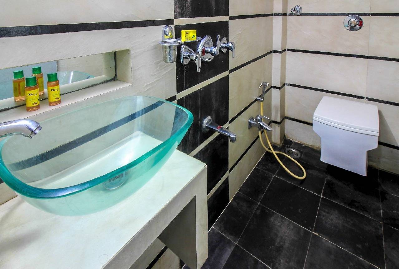 Oyo 425 Hotel Wanton House 