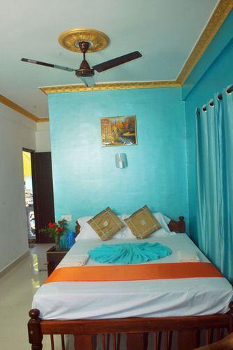 Calangute Beach Side Hotel 