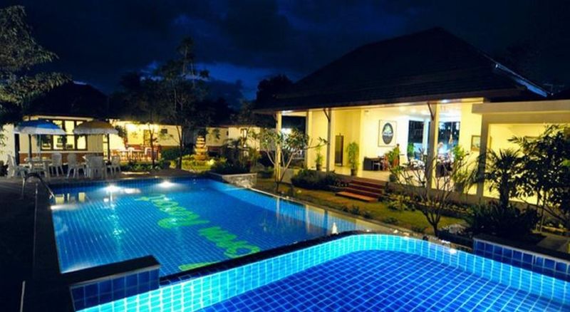 Noren Resort (نورن ریزورت) Pool
