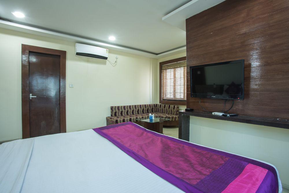 Oyo 5738 Hotel Lords Inn 