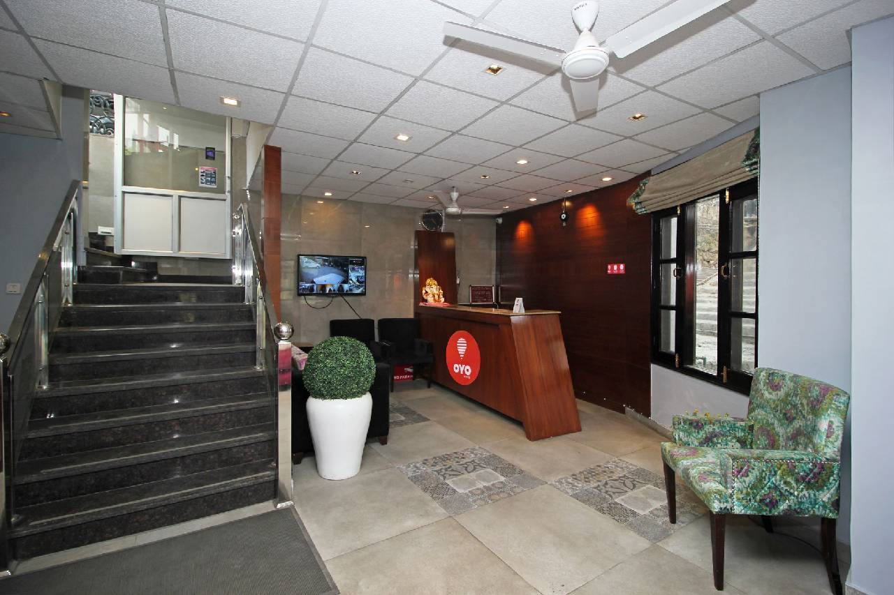 Oyo 3899 Paradise Continental 