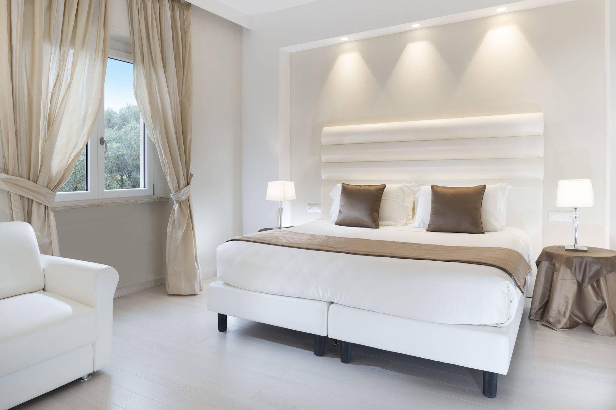Europa Grand Hotel 