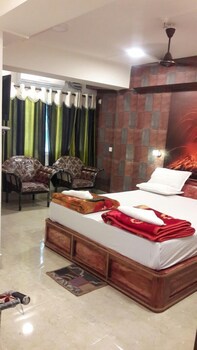 Dev Mahal Guestroom