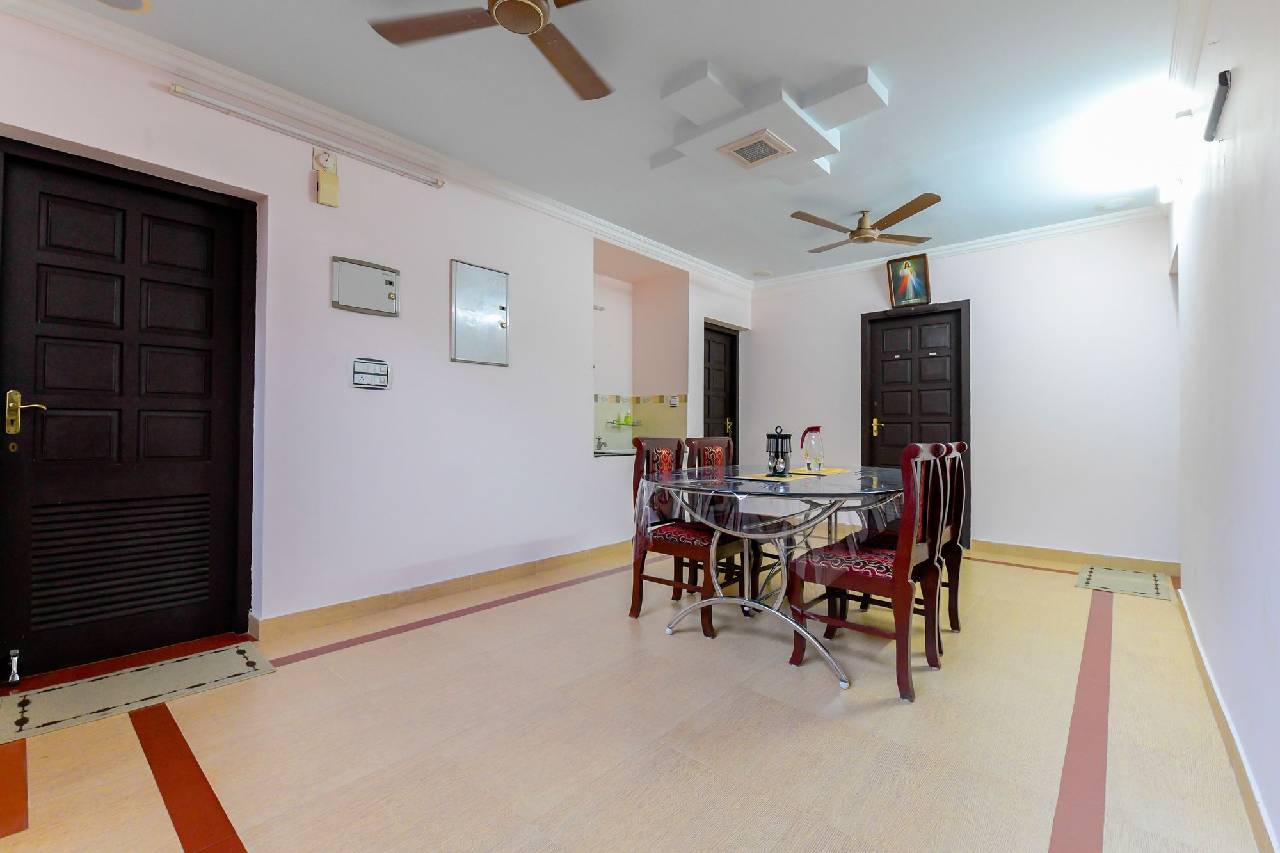Oyo 10502 Hotel Villa Brook 