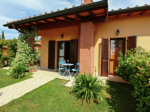 Holiday Home Iris 3 (هالیدی هوم ایریس ۳) 