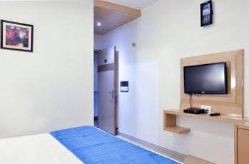 Zo Rooms Dayal Bagh 