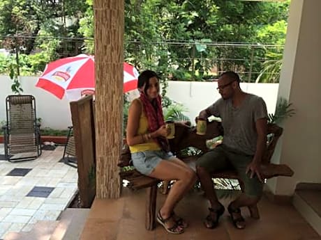 Alamanda Guest House 