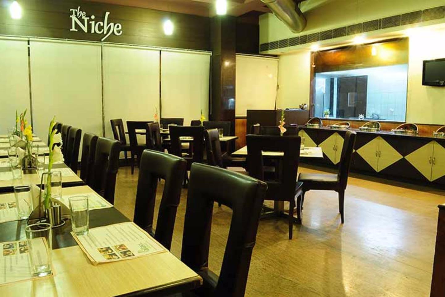 Hotel Pallavi West 