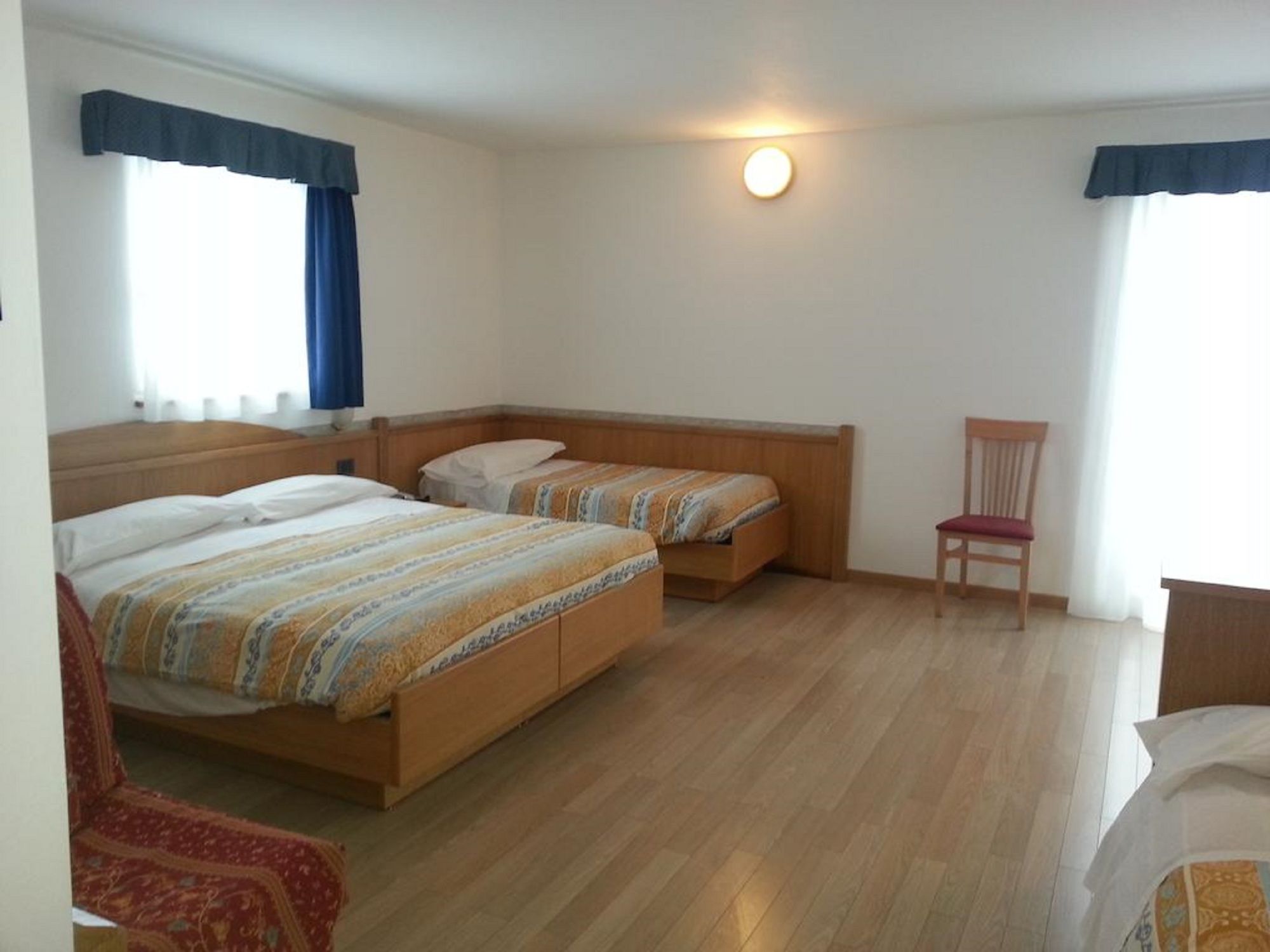 Hotel Panorama (هتل پانوراما) 