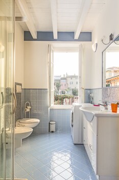 Barchi Resort Bathroom