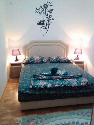 Apartman Xhenis 