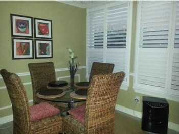 Cityspaces Bnb (كیتیسپاسس بنب) Hotel Interior