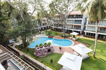 Zondela Inn Luxury Apartments Featured Image